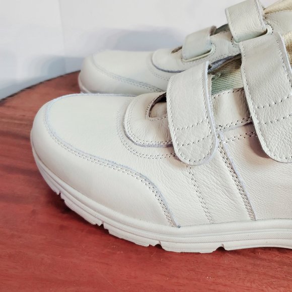 Brand New Never Been Worn Sport Walk Running/Walking Shoes Men's 11W Bone Ivory - Picture 8 of 10